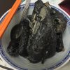 黒い鶏「Ayam Cemani(アヤムチェマニ)」を1羽まるごと茹でてみた